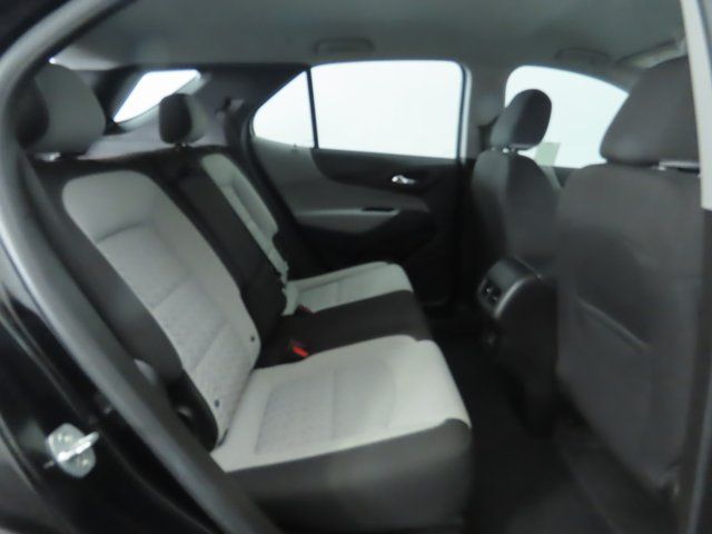 Thumbnail: 2022 Chevrolet Equinox - 22