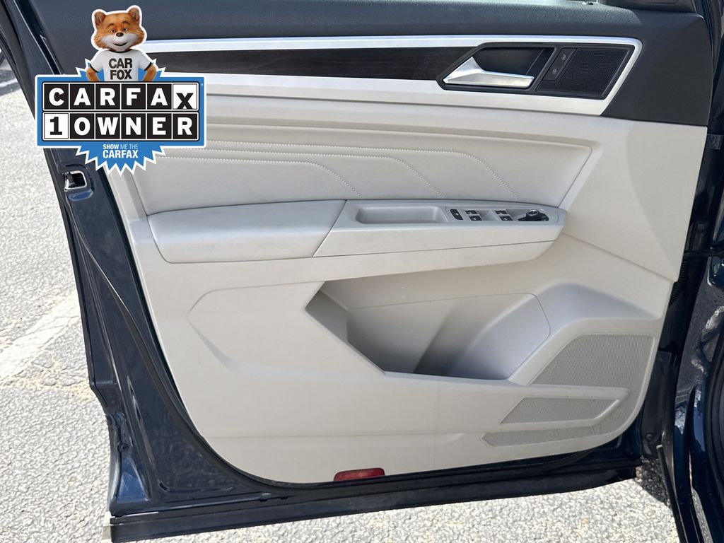 2022 Volkswagen Atlas 2.0T SE  at Bayway Cadillac of The Woodlands