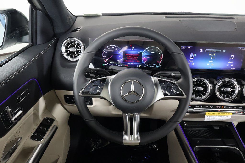 Thumbnail: 2026 Mercedes-Benz GLA - 3
