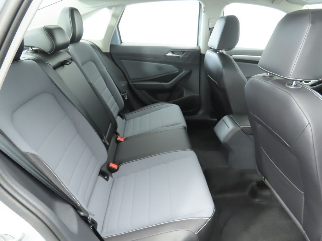 Thumbnail: 2026 Volkswagen Jetta - 22