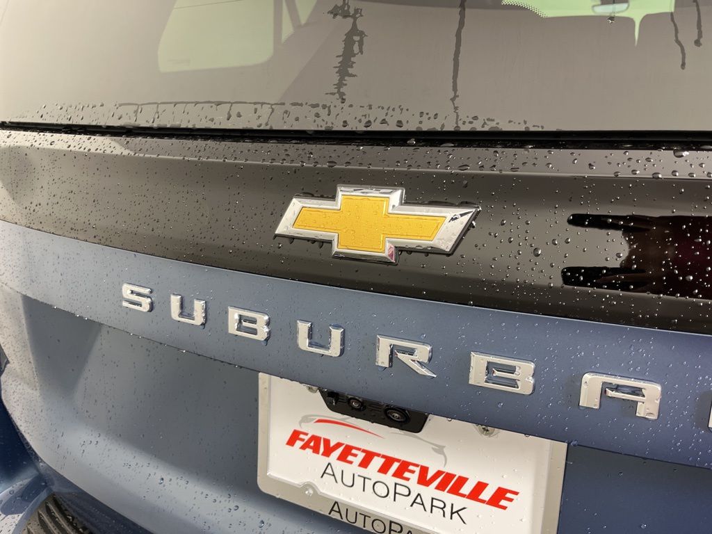 Thumbnail: 2026 Chevrolet Suburban - 19