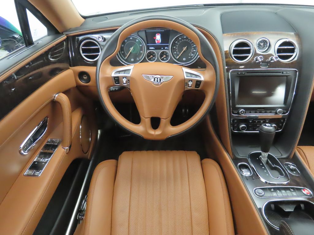 Thumbnail: 2018 Bentley Flying Spur - 10