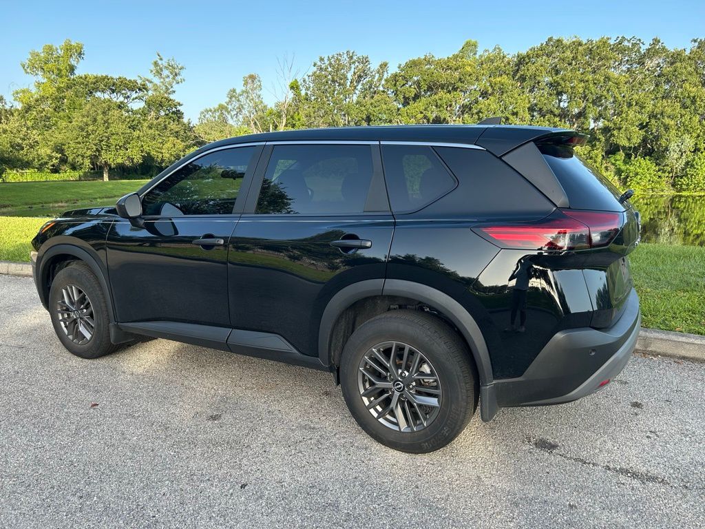 Thumbnail: 2023 Nissan Rogue - 3