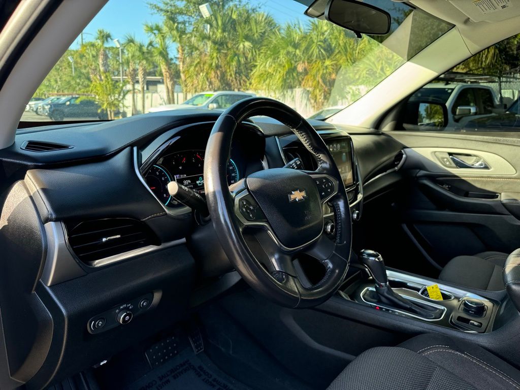 2019 Chevrolet Traverse LT 33