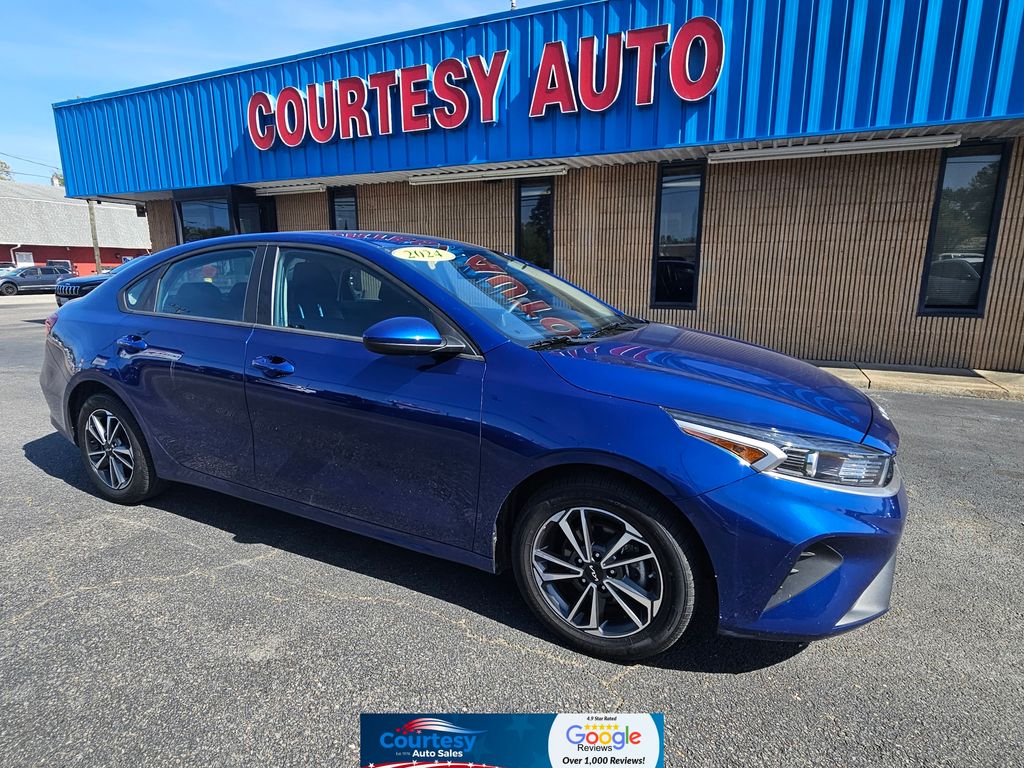 Deep Sea Blue 2024 Kia Forte LXS FWD Sedan Front-Wheel Drive Continuously Variable Transmission