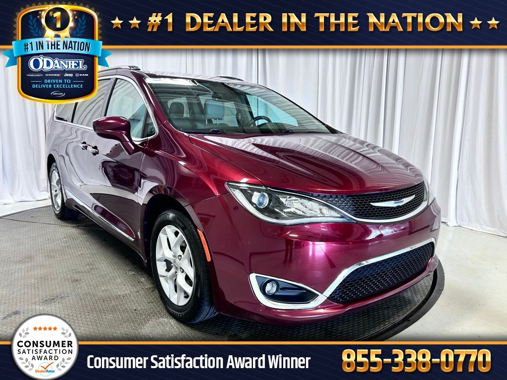 Velvet Red Pearlcoat 2017 Chrysler Pacifica Touring L Plus FWD Minivan Front-Wheel Drive 9-Speed Automatic