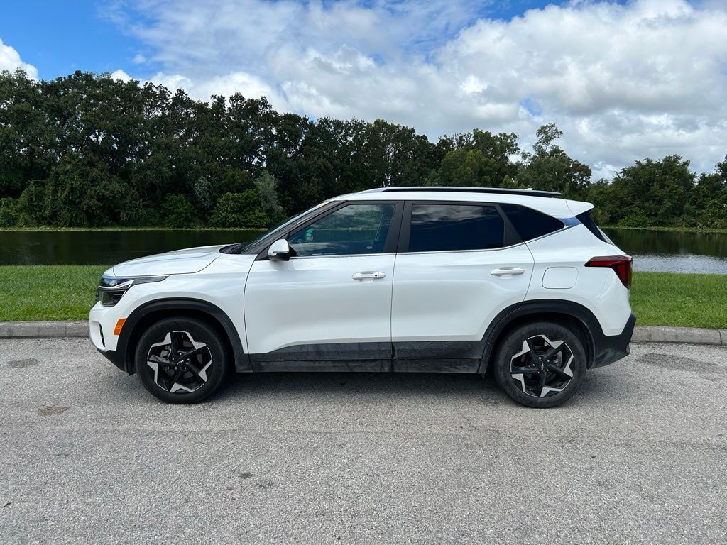 Thumbnail: 2024 Kia Seltos - 2