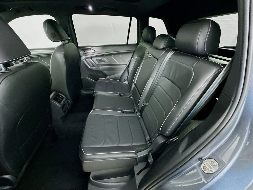 Thumbnail: 2022 Volkswagen Tiguan - 25