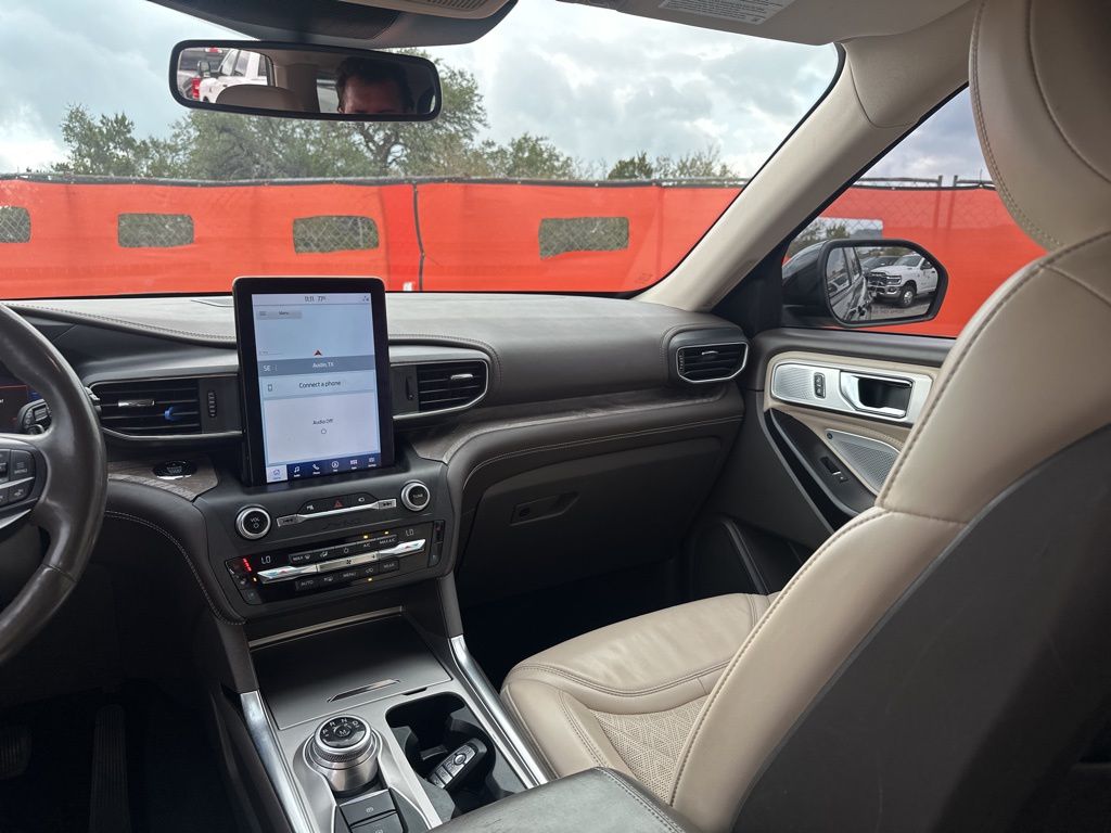 Used Car 2020 Ford Explorer  Platinum For Sale Under $25,000 In Austin, Texas