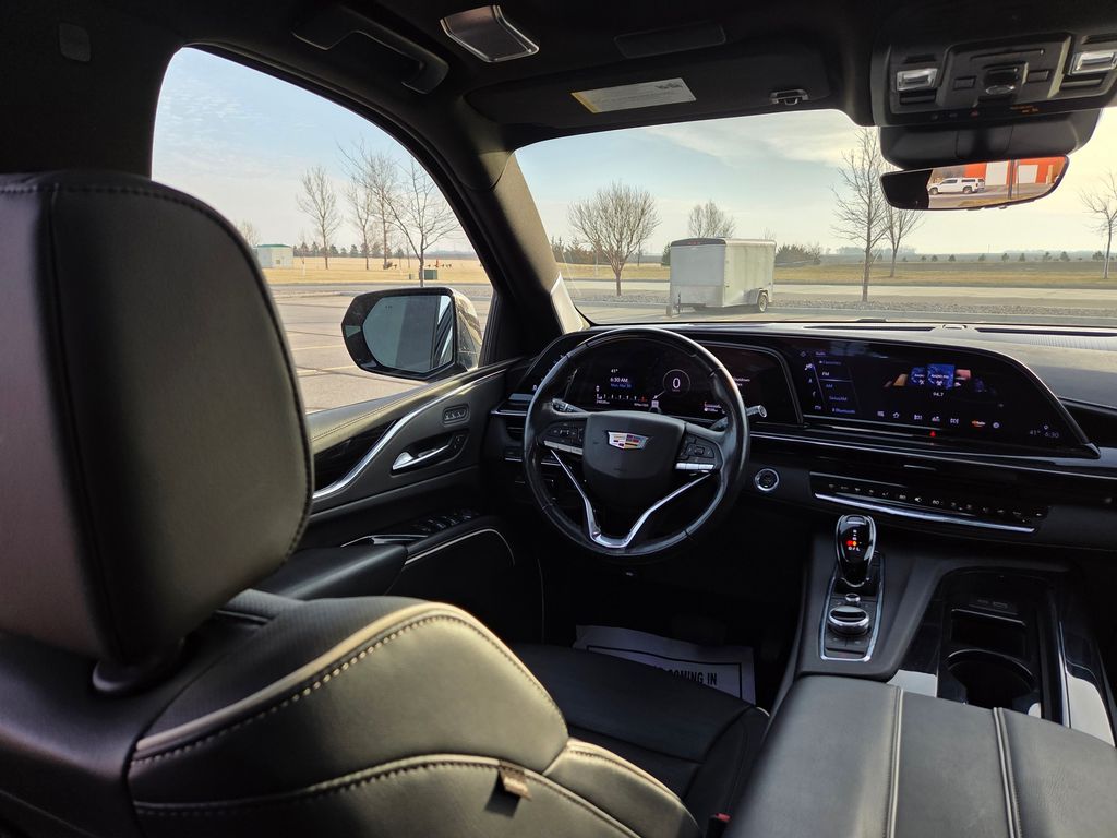 2023 Cadillac Escalade ESV 4WD Sport