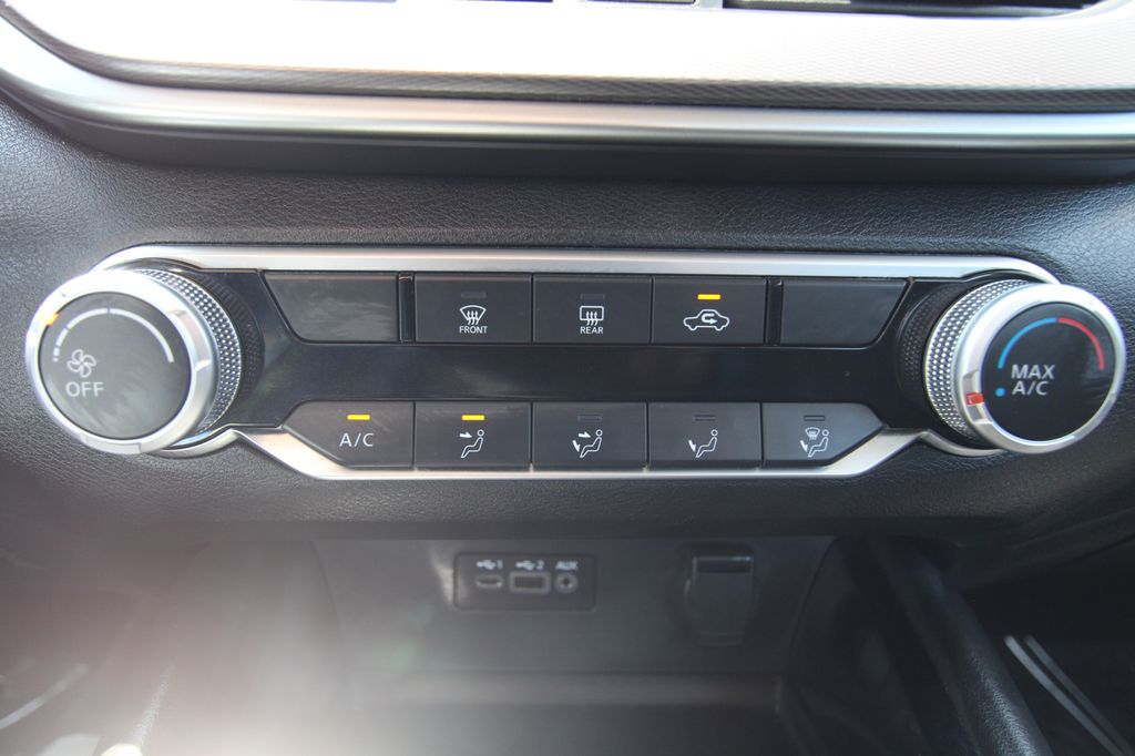 Used 2023 Nissan Altima Sedan
