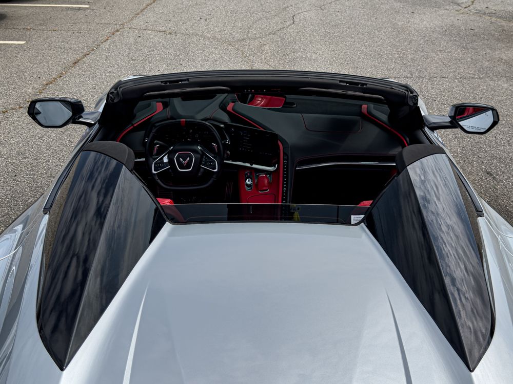 Used 2020 Silver Chevrolet Stingray image 19
