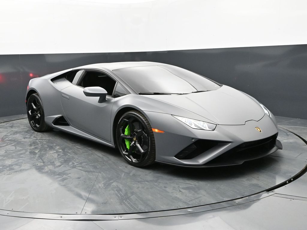 Grigio Nimbus Metallic 2023 Lamborghini Huracan LP 610-4 EVO Coupe RWD Coupe Rear-Wheel Drive 7-Speed Manual