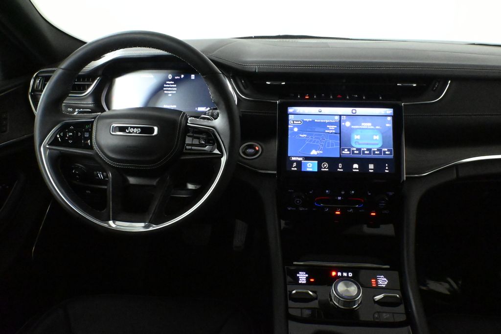 Thumbnail: 2024 Jeep Grand Cherokee - 19