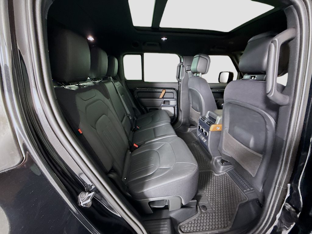 Thumbnail: 2023 Land Rover Defender - 23