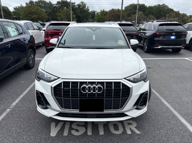 2022 Audi Q3 Premium 45 TFSI S line quattro Tiptronic