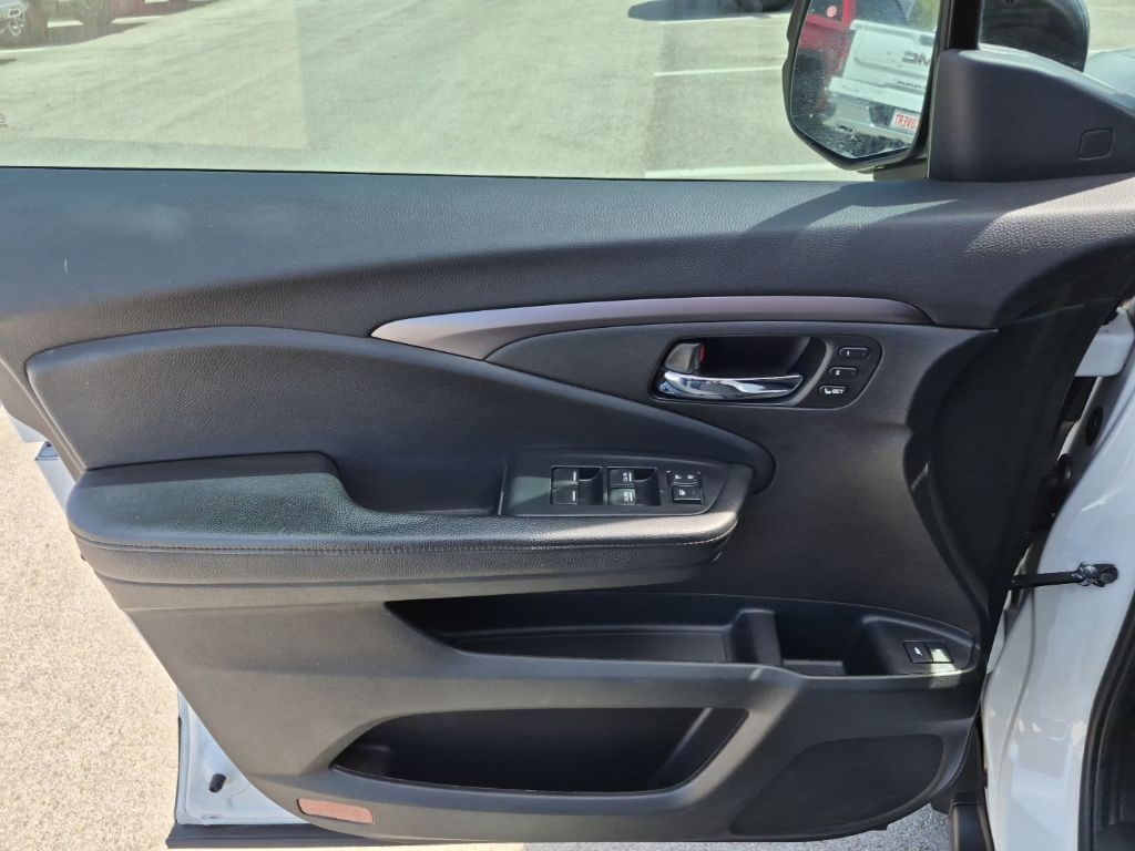 Used Car 2021 Honda Passport  Ex-l For Sale Under $25,000 In Austin, Texas