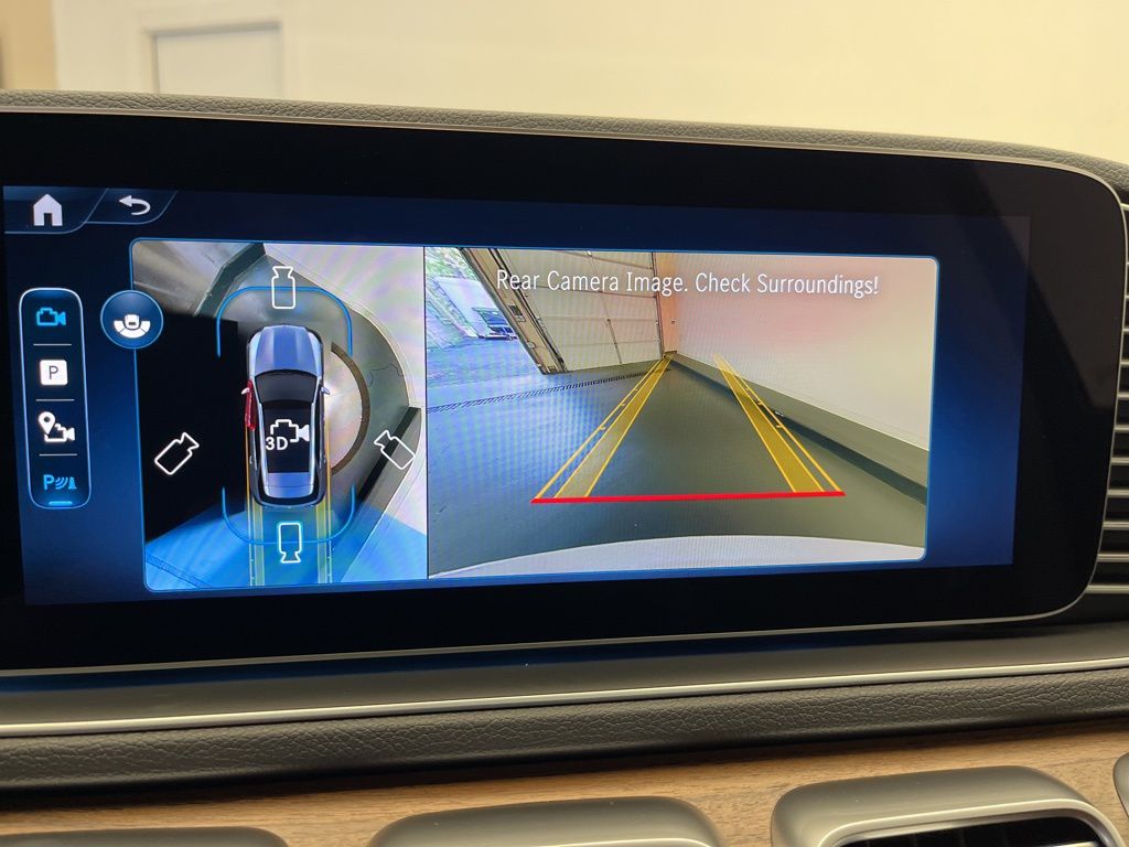 Thumbnail: 2026 Mercedes-Benz GLE - 19