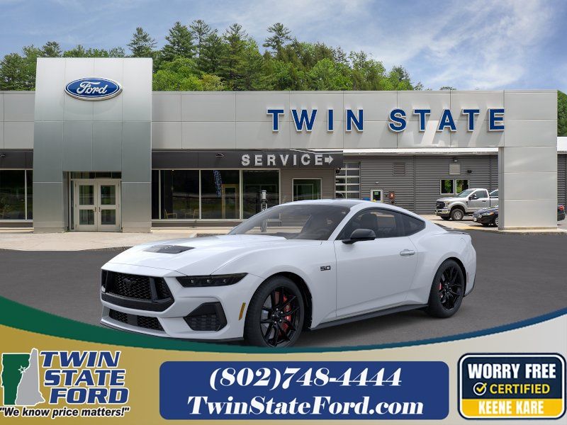 Oxford White 2026 Ford Mustang Coupe Rear-Wheel Drive 6-Speed Manual