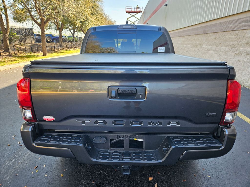 2022 Toyota Tacoma SR5 4