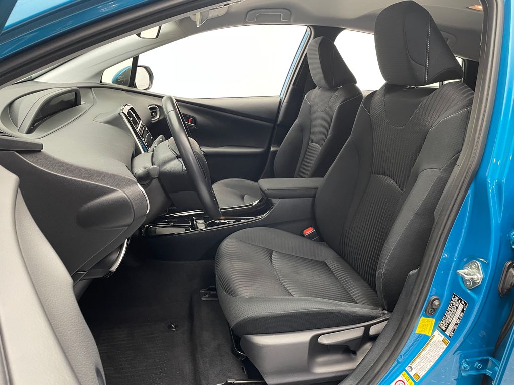 2022 Toyota Prius Prime LE 13