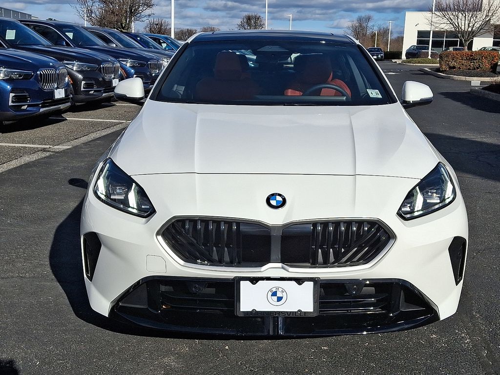 Thumbnail: 2025 BMW 2 Series - 2