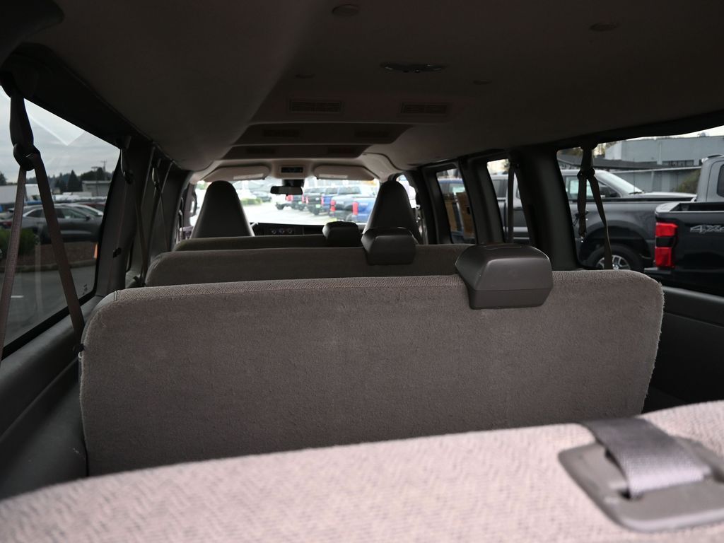 2020 Chevrolet Express Passenger RWD 3500 Extended Wheelbase LT