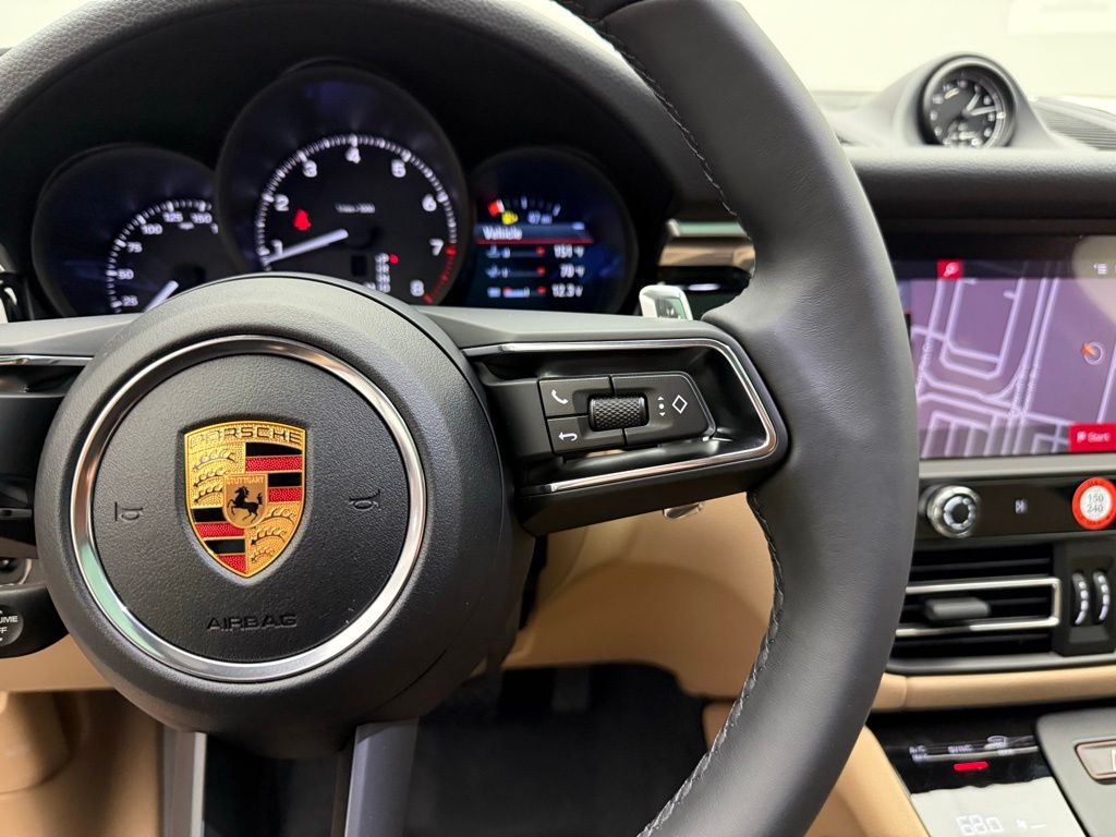 Thumbnail: 2026 Porsche Macan - 14