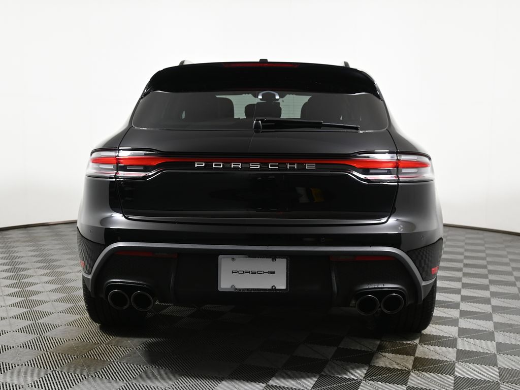 Thumbnail: 2025 Porsche Macan - 6