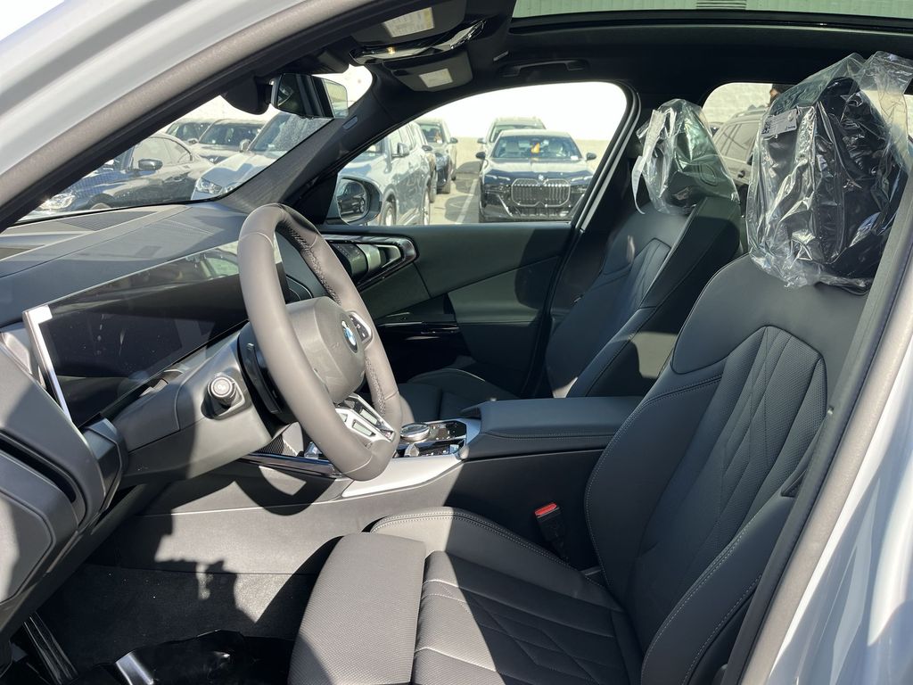 Thumbnail: 2026 BMW X3 - 11