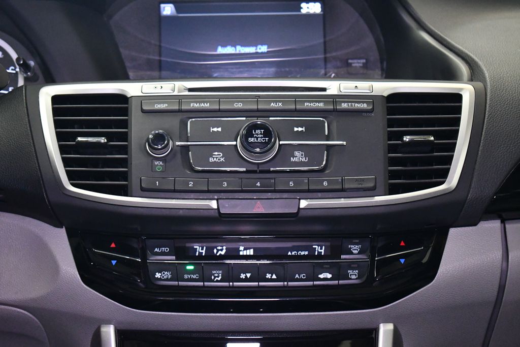 Thumbnail: 2016 Honda Accord - 18