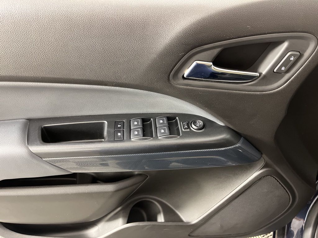 Thumbnail: 2018 Chevrolet Colorado - 23