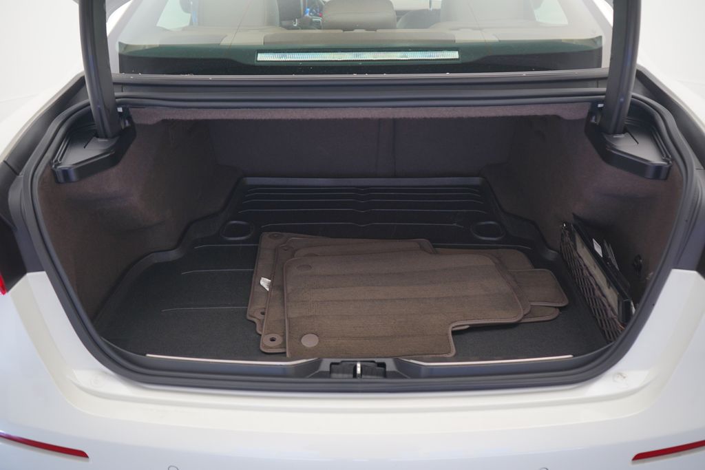 Thumbnail: 2019 Maserati Quattroporte - 14