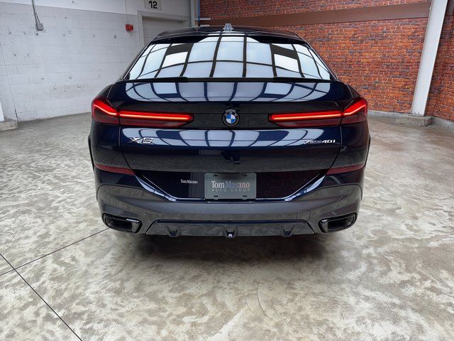 New 2026 Black BMW xDrive40i image 4