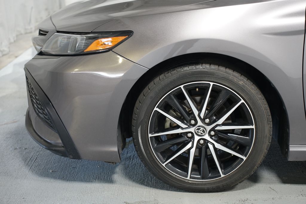 Thumbnail: 2022 Toyota Camry - 5