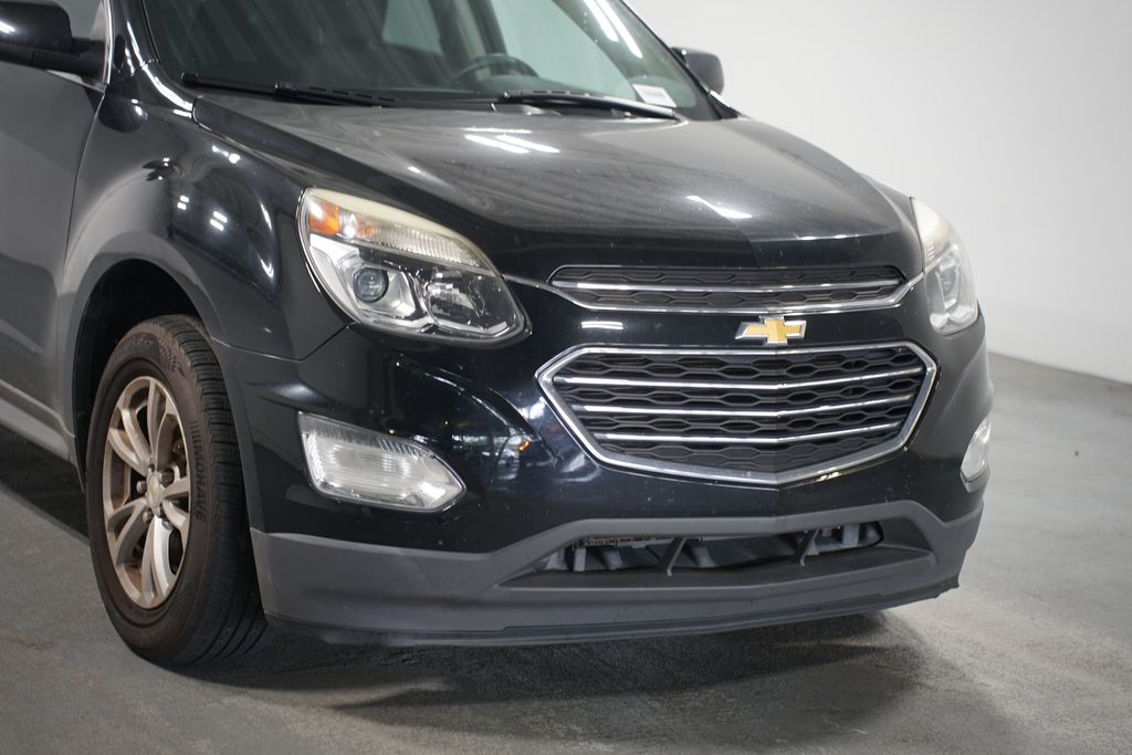 Thumbnail: 2017 Chevrolet Equinox - 4