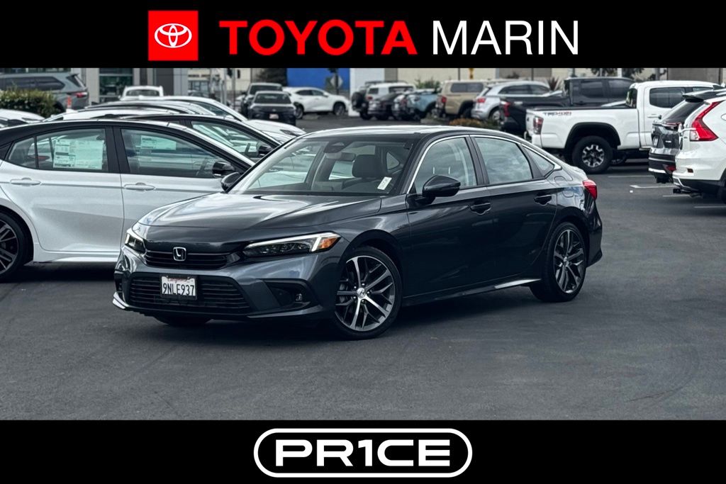 2024 Honda Civic Touring CVT's photo