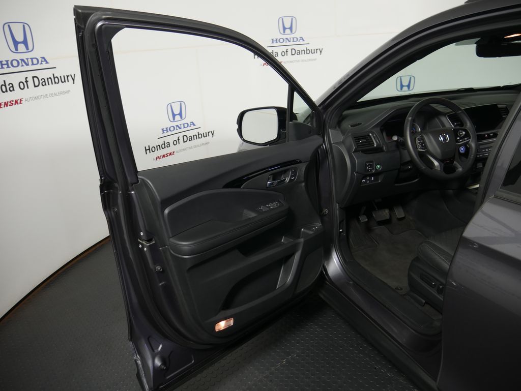 Thumbnail: 2020 Honda Passport - 10