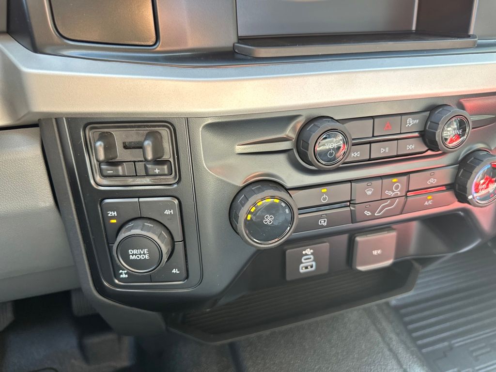 New 2026 Ford Super Duty F-250 SuperCab 8' Box XL