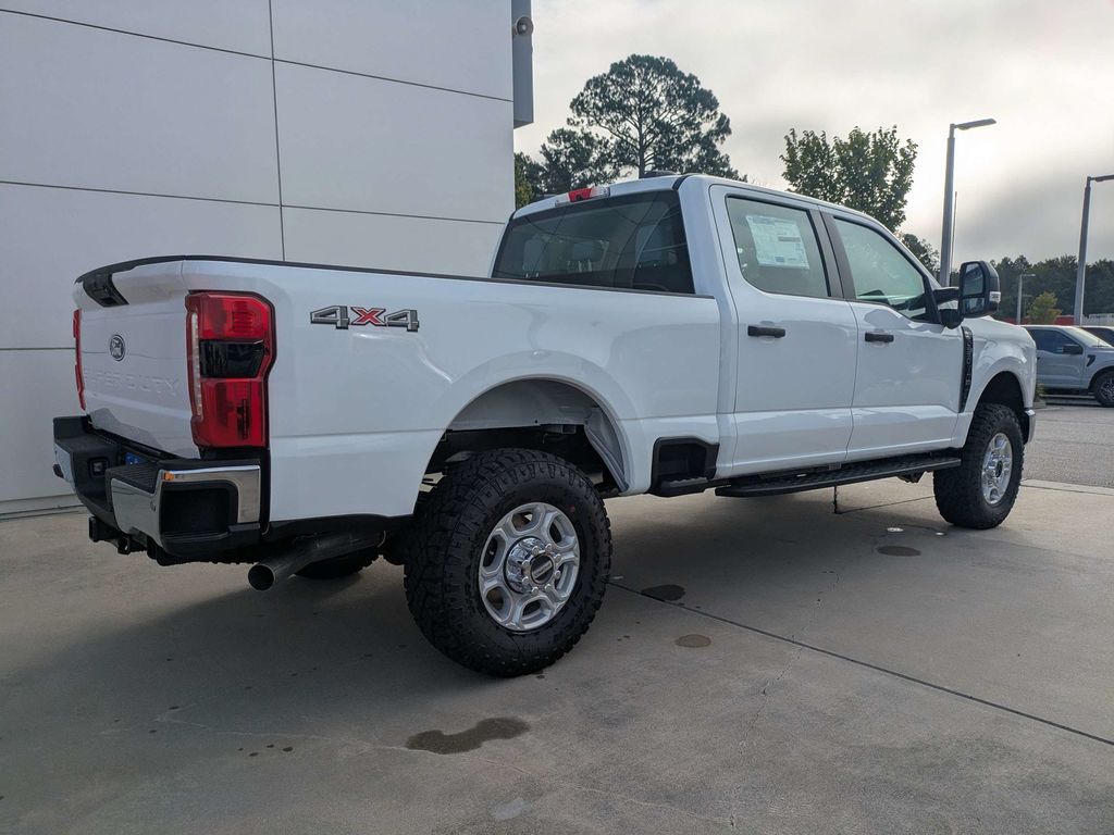 2027 Ford F-250 Super Duty XL