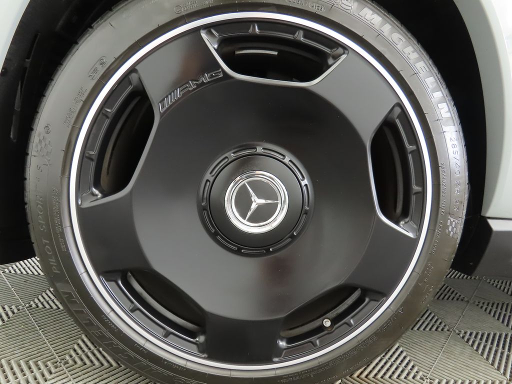 2024 Mercedes-Benz GLS 63 AMG 30