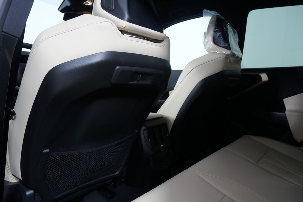 Thumbnail: 2025 BMW X3 - 18