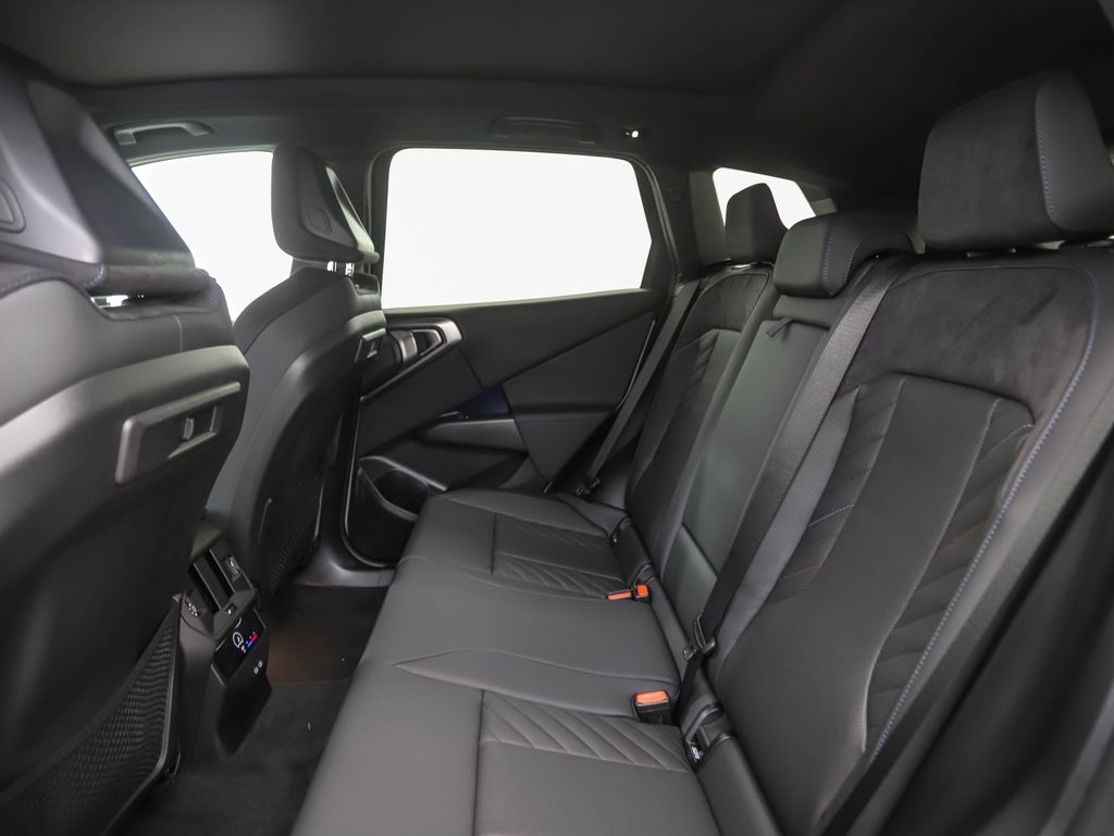 Thumbnail: 2026 BMW X3 - 21