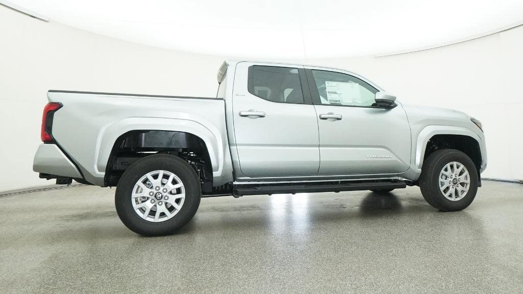 Thumbnail: 2025 Toyota Tacoma - 4