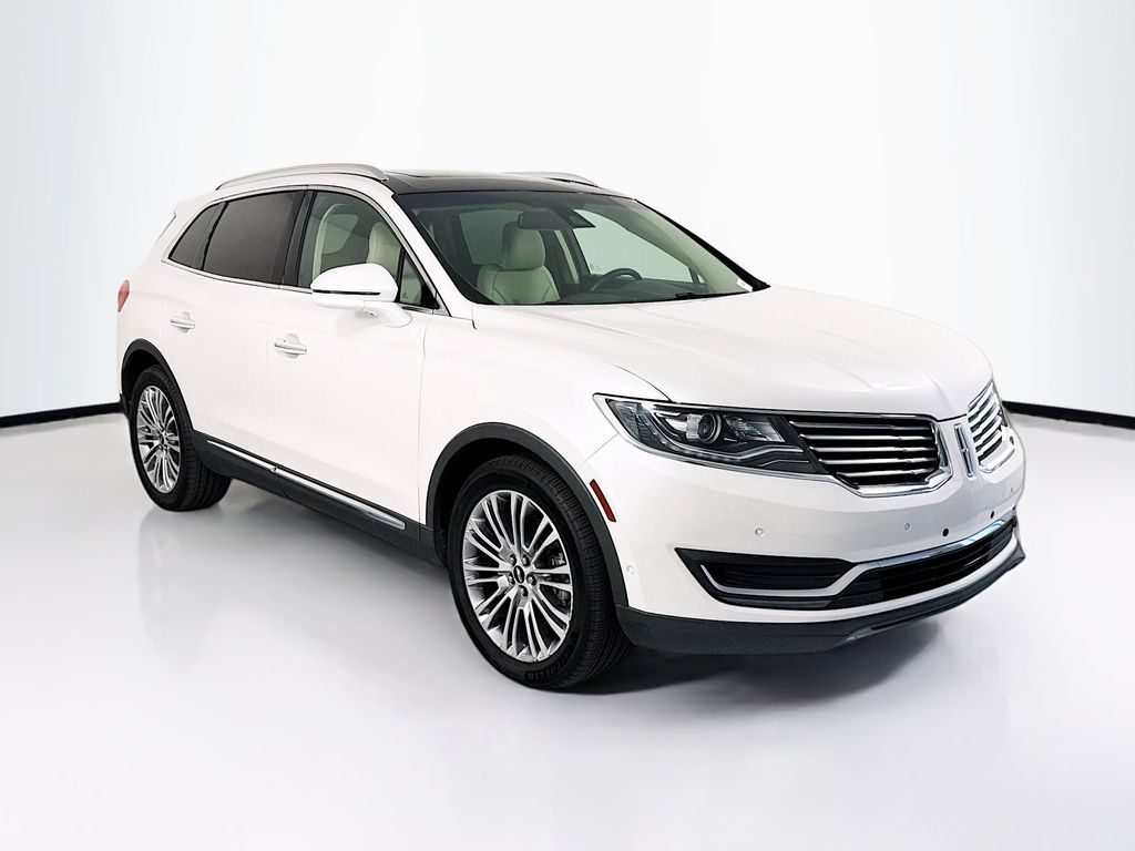 Thumbnail: 2017 Lincoln MKX - 3