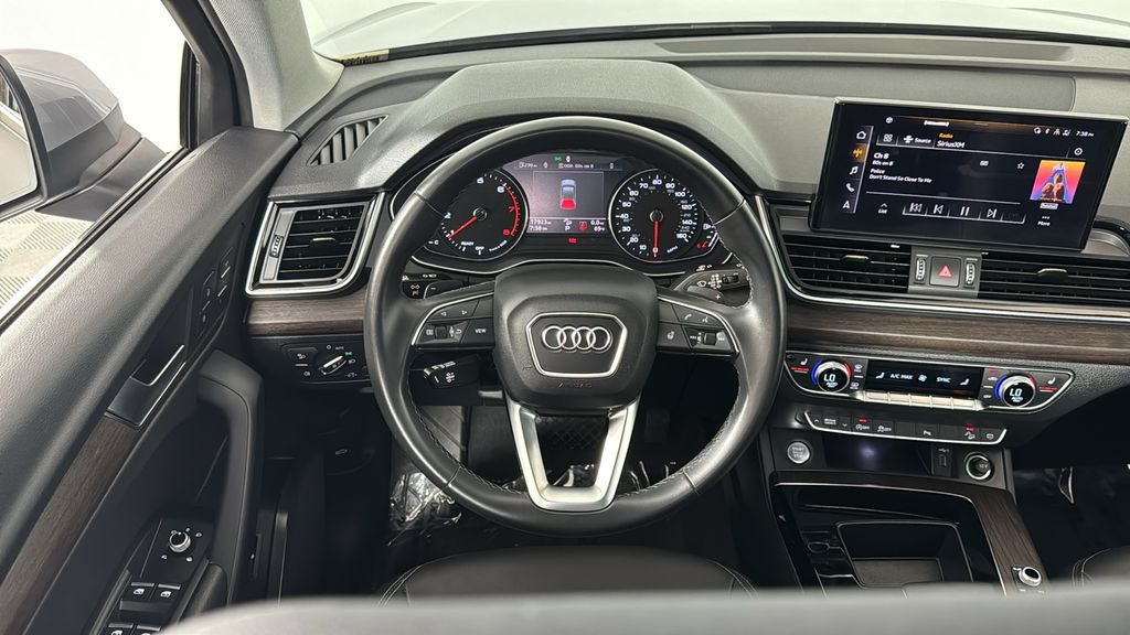 2022 Audi Q5 e Premium 13