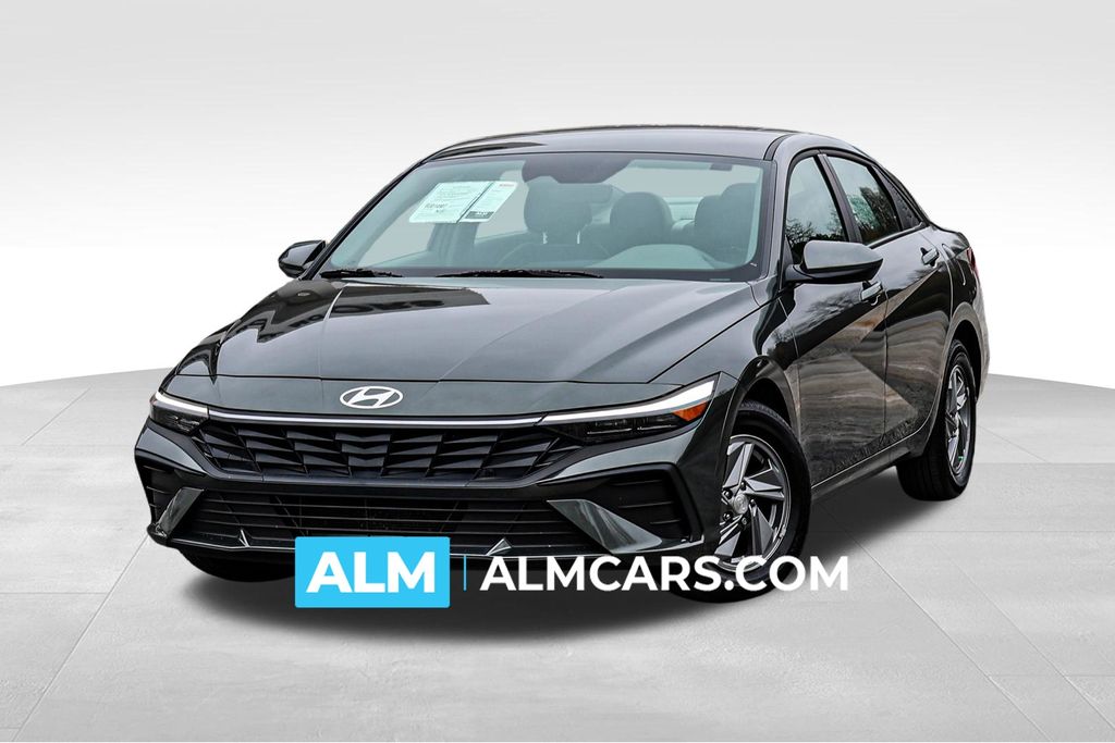 Amazon Gray 2025 Hyundai Elantra Sedan Front-Wheel Drive Continuously Variable Transmission