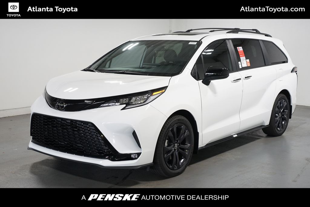 Thumbnail: 2026 Toyota Sienna - 1