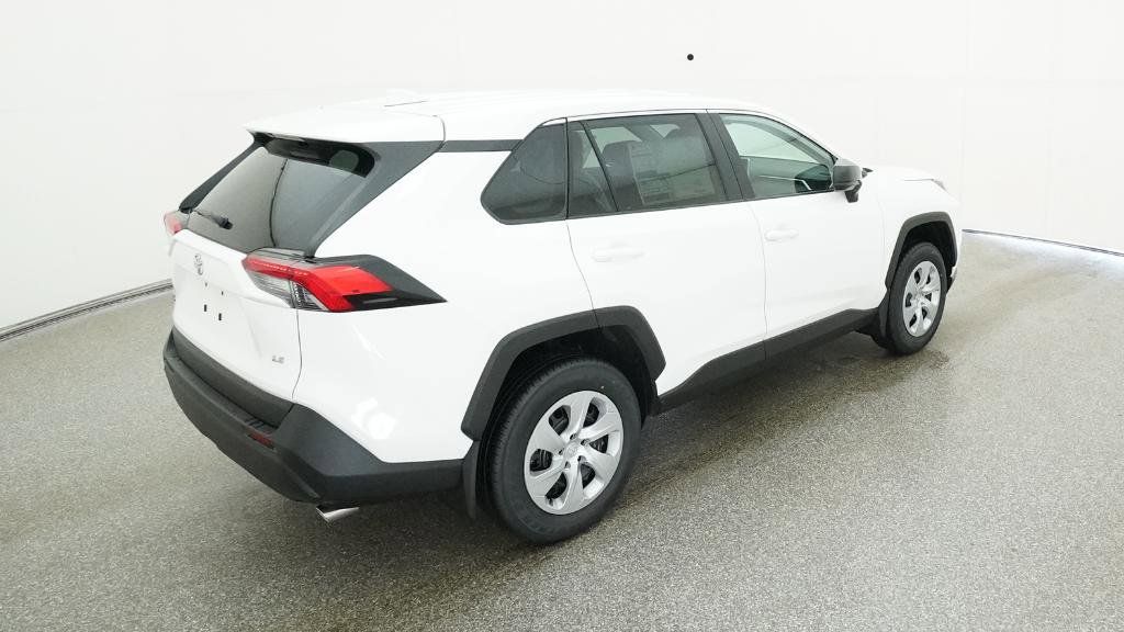 2025 Toyota RAV4 LE 13