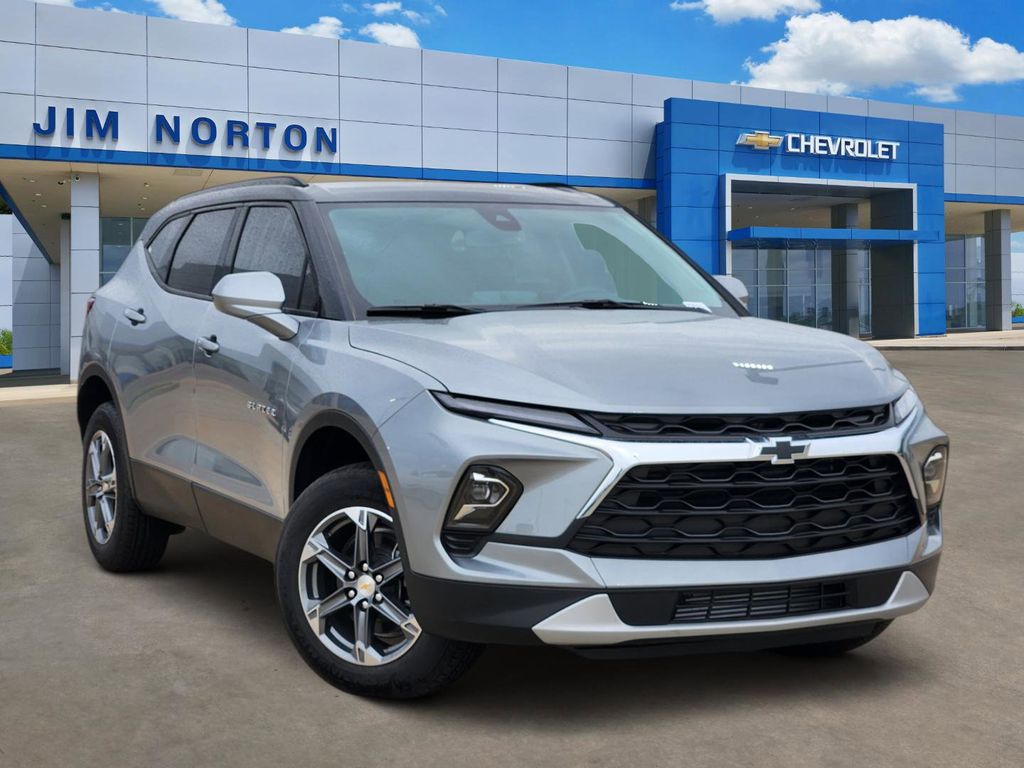 Sterling Gray Metallic 2026 Chevrolet Blazer 2LT FWD SUV / Crossover Front-Wheel Drive 9-Speed Automatic Overdrive